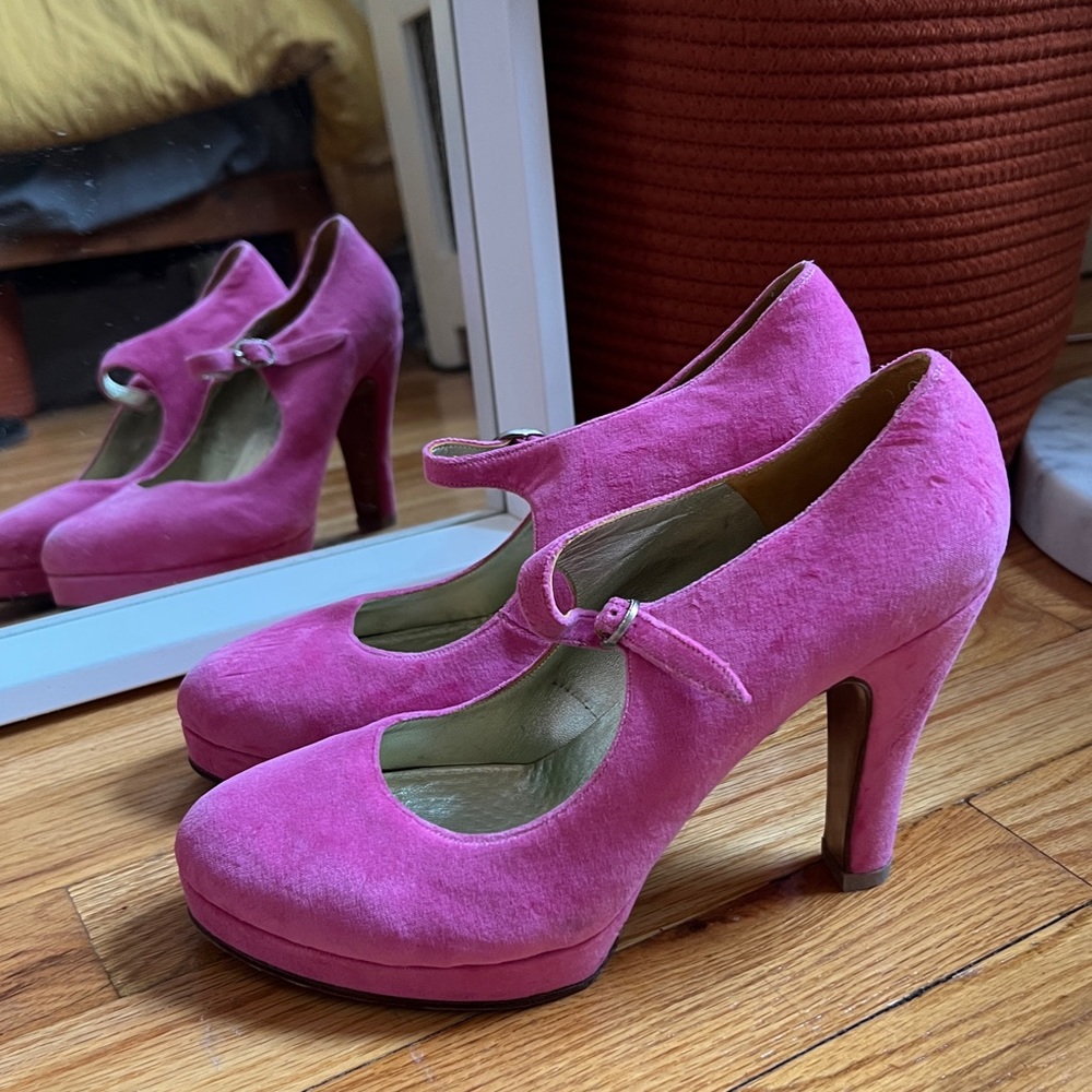 Vintage Pink Chanel Pumps